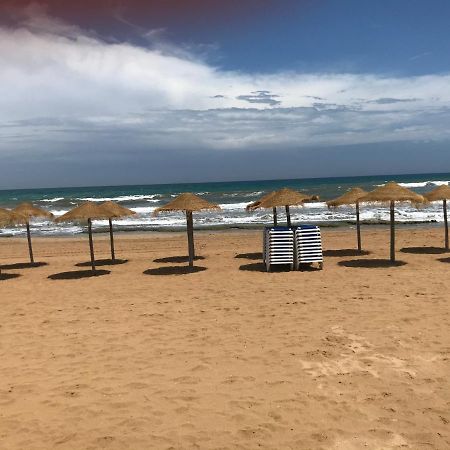 Apartamento Salinas トレビエハ エクステリア 写真